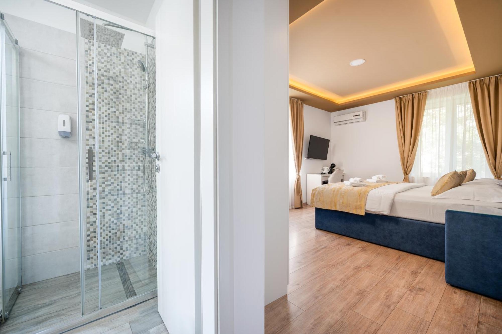 Luxury Floramye 4* Split