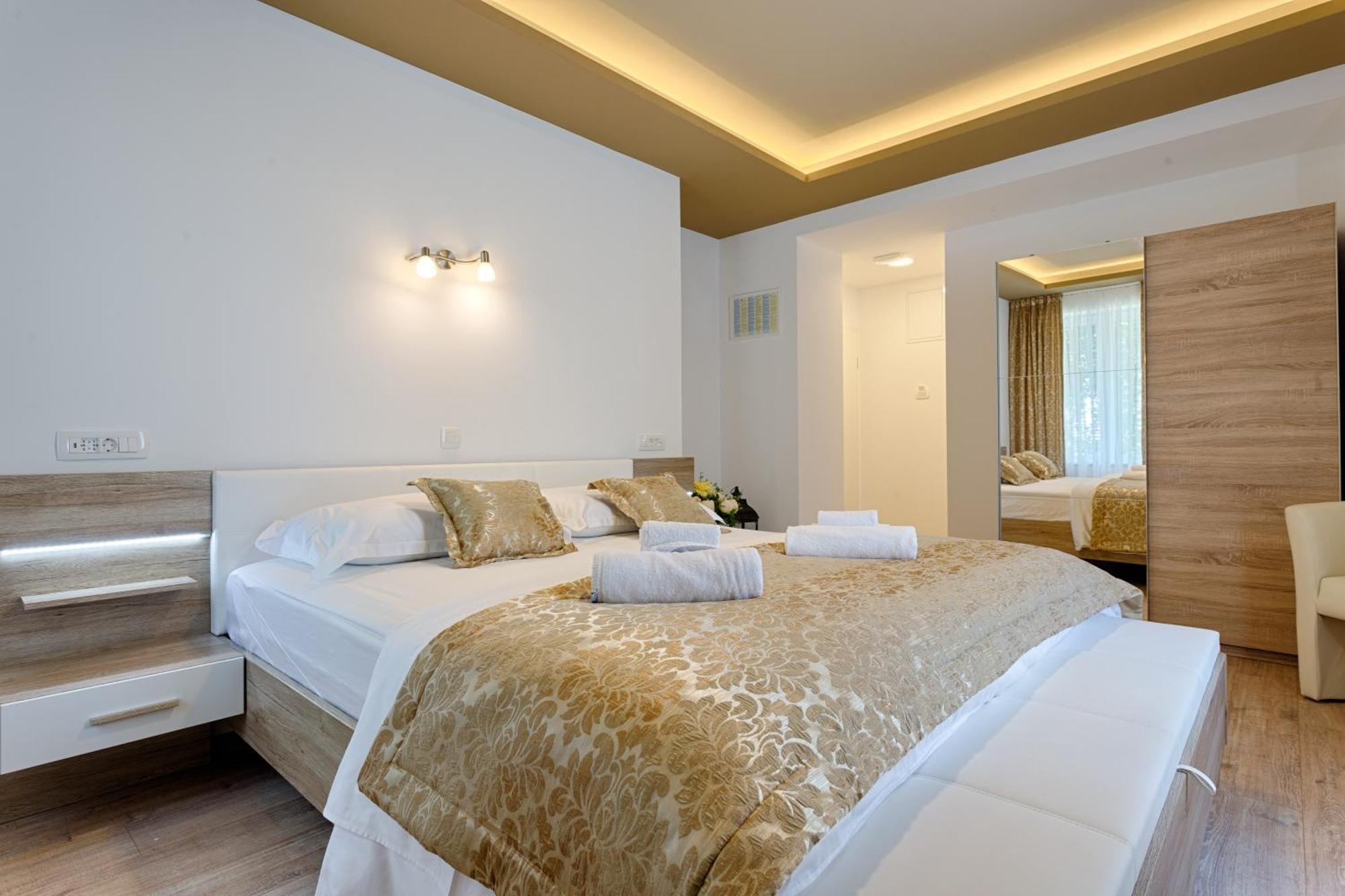 Guest house Luxury Floramye Split